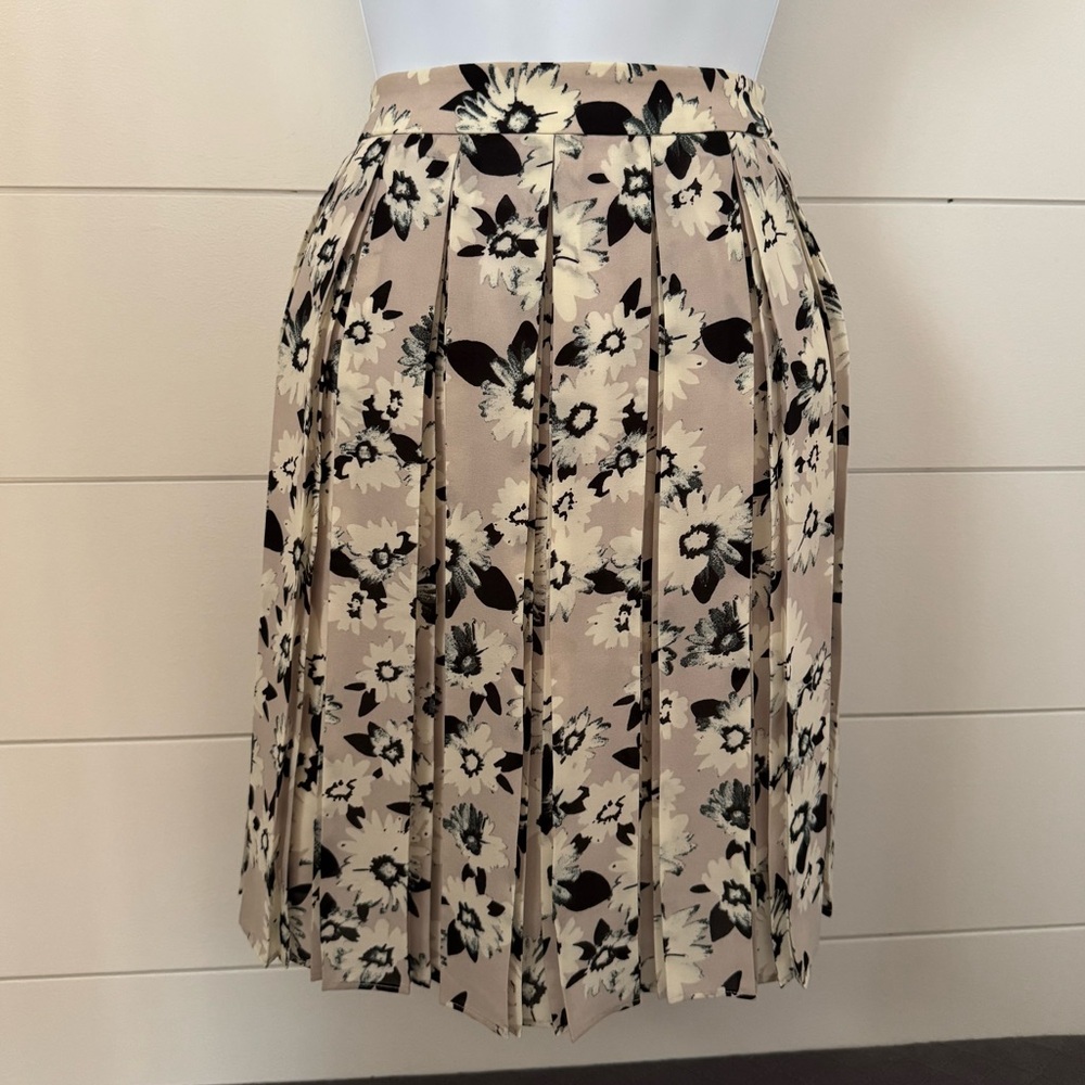 Banana Republic Floral Skater Skirt - Cream and Black, Women’s 2